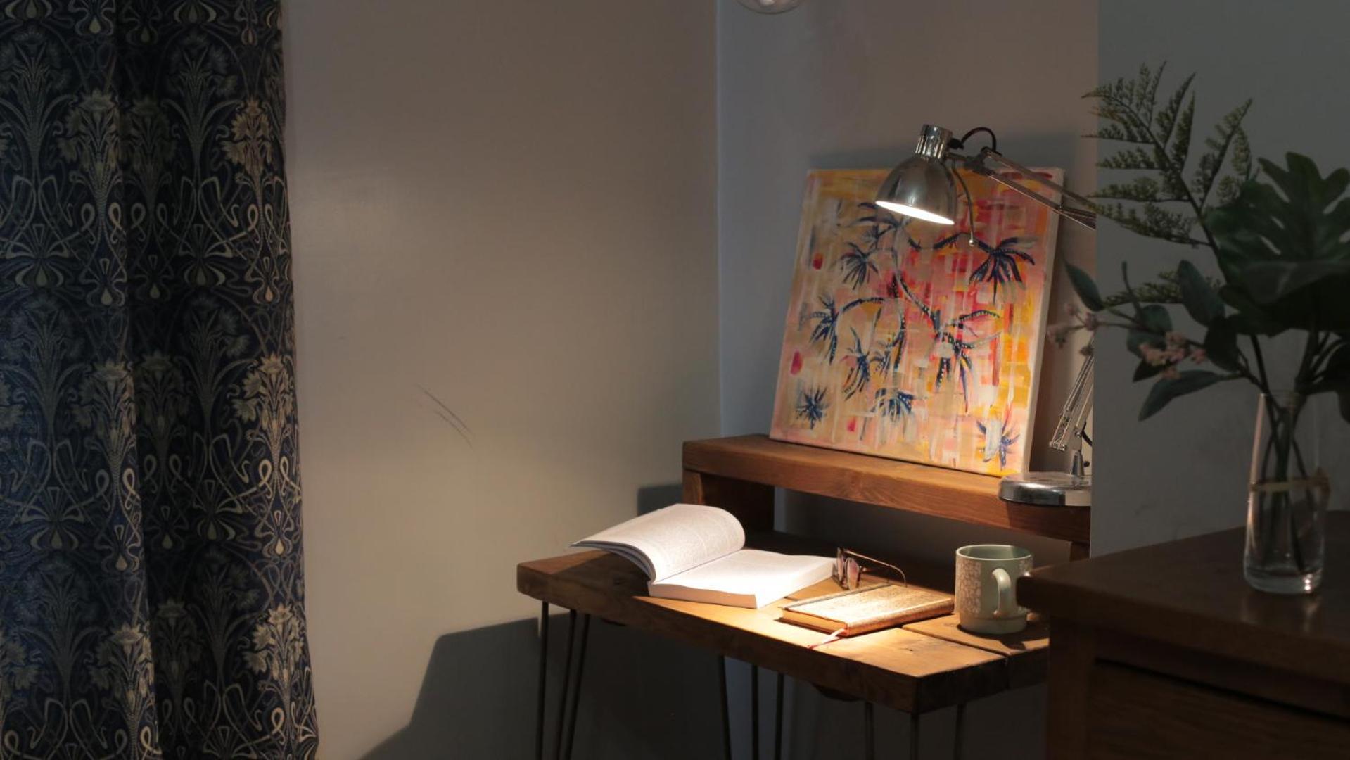 Stylish-Brockley-Entire Place Apartment Лондон Екстериор снимка